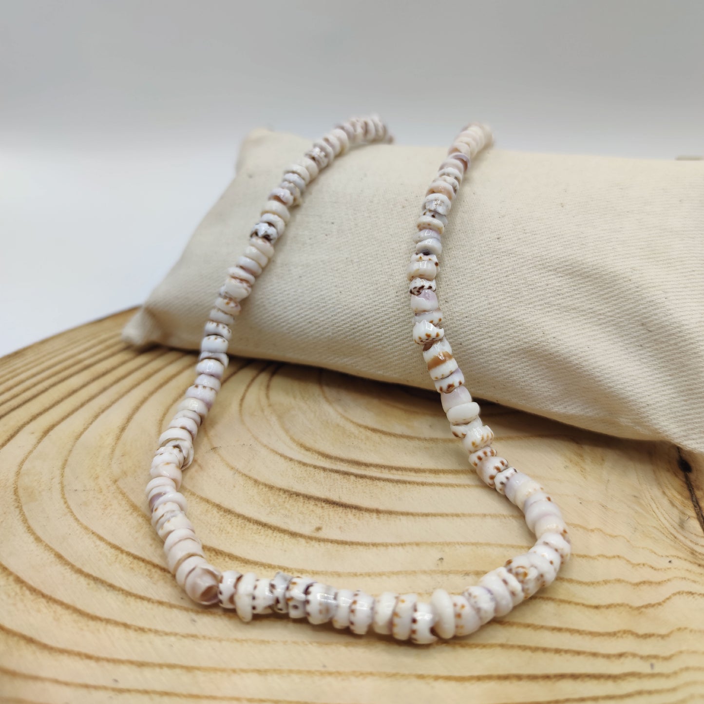 Shell necklace hawaii style Jewelry tiger puka shell necklace - Choker  18"